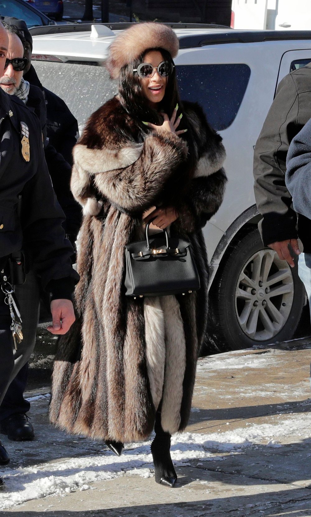 02d4a9835shutterstock_editorial_10079746a_huge-jpg.jpeg Cardi B heads to Queens County Criminal Court on January 31, 2019<br>