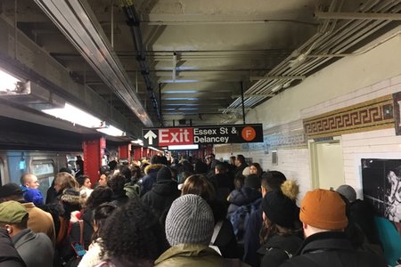 031419subcrowd.jpg