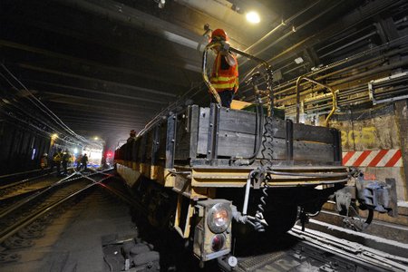 Clark Street Tube Fix&Fortify Repairs