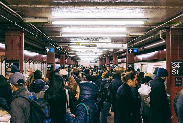 101018Ltrain.jpg