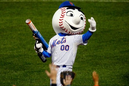 Mr. Met, staying on message