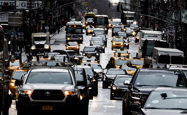 Traffic on Fifth Avenue
