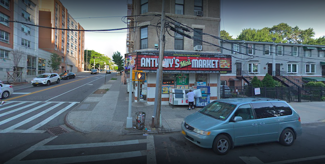 On Sunday, bodega owners rallied in front of Anthony's Mini Market, a Bronx bodega.
