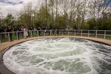 5cbcea921050317bkwaterswirl-5-jpg.jpeg