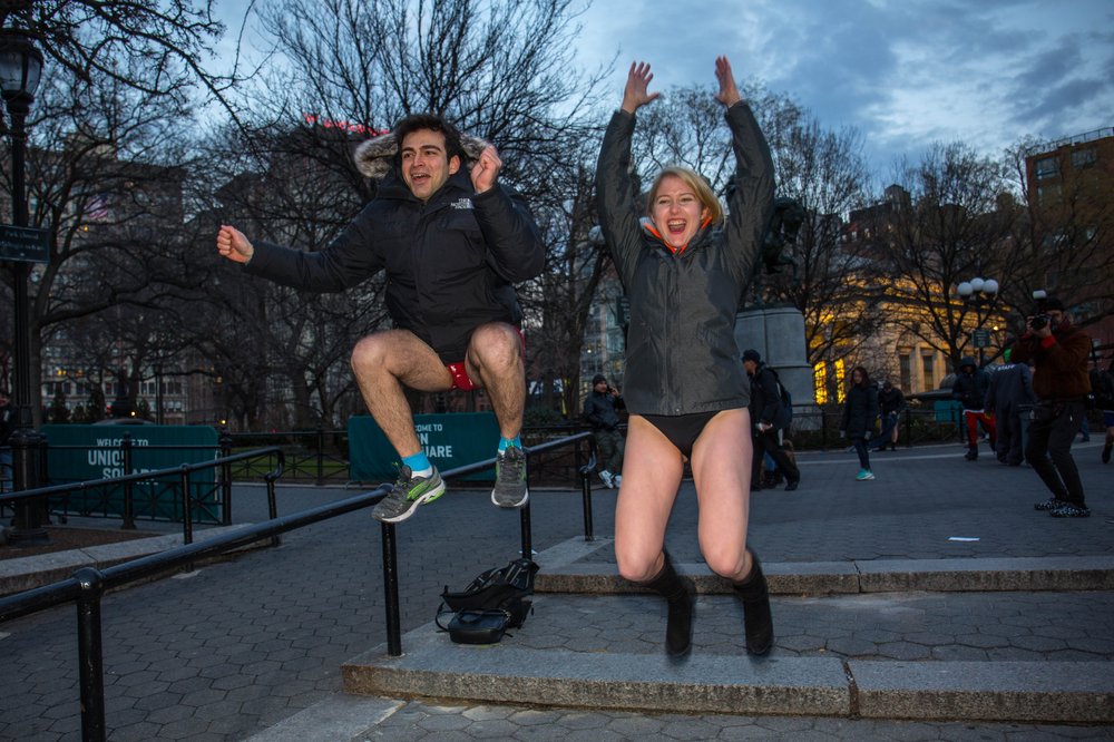 63f1e8310nopants-105-jpg.jpeg