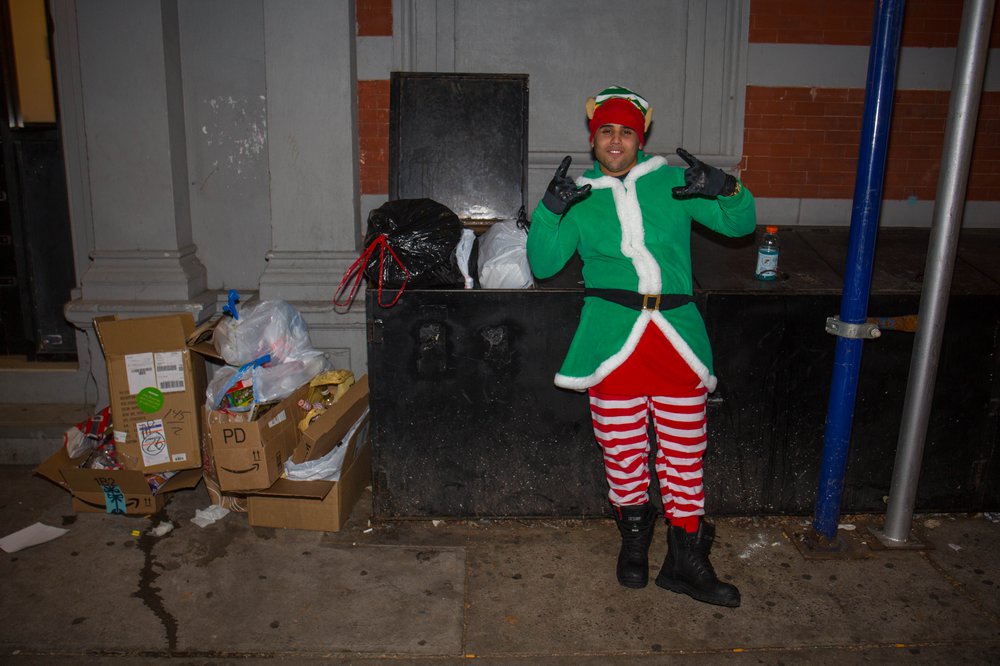 734ac1df8santa-144-jpg.jpeg