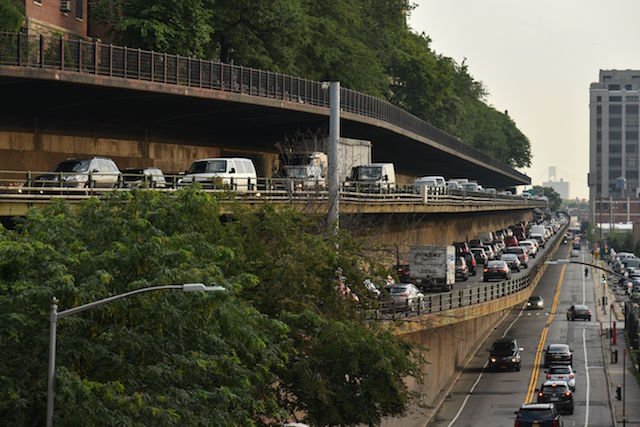 The triple cantilever.section of the BQE