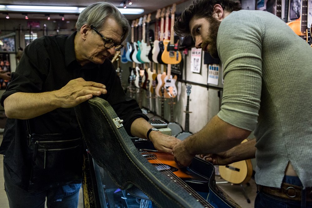 a393bde25100317mattumanovguitars-14-jpg.jpeg