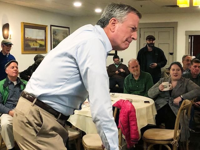 Mayor Bill de Blasio speaks to a small crowd in New Hampshire, for no special reason at all, just a random stop on his progressive policy tour, why do you ask?