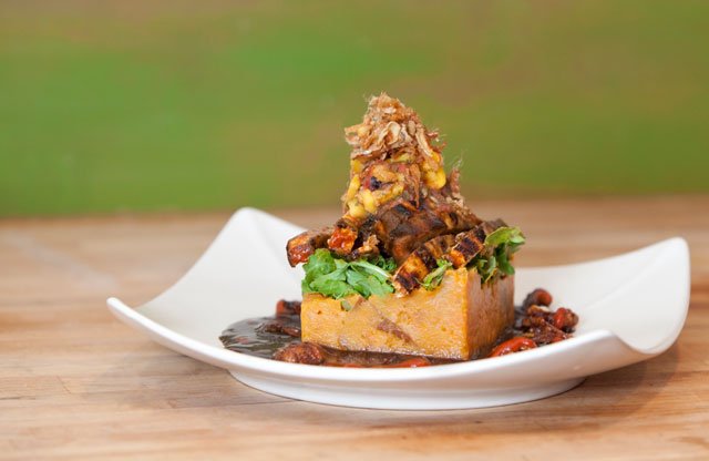 cinnsnail1011.jpg Ginger island grilled tofu over coconut mashed yams, and greens, with grilled mango salsa, spiced candied pecans, and fried ginger