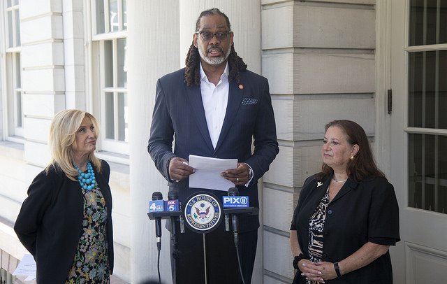 Robert Cornegy, Jr., is the world's tallest politician, at roughly 6'10" or 6'11", depending on how you measure.