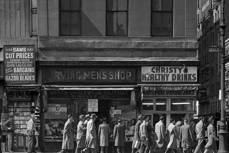 Sixth Avenue between 43rd-44th streets, 1948.