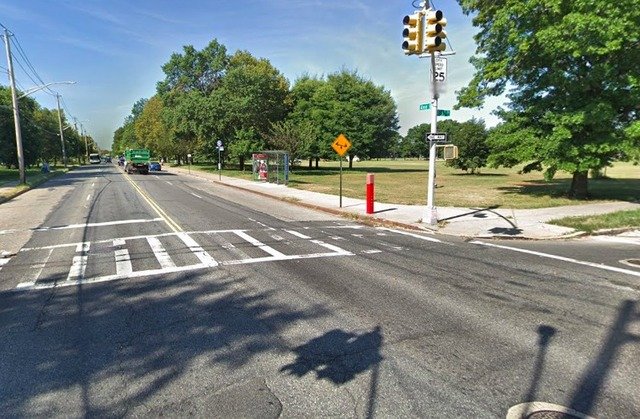 Avenue U and East 33rd Street