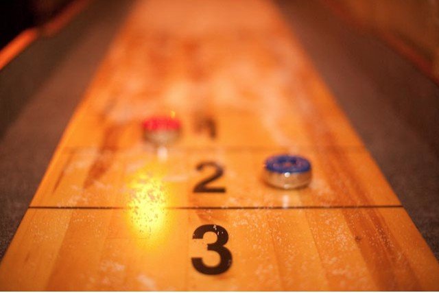 nov1011burnside4.jpg Shuffleboard