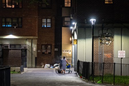 The mayor’s office faces a January 31 deadline to resolve two federal disputes over NYCHA housing.