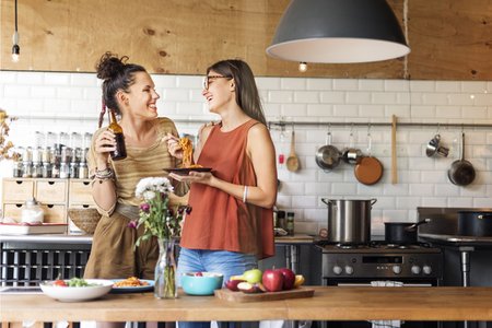 These roommates are only happy because they followed TripleMint's tips.